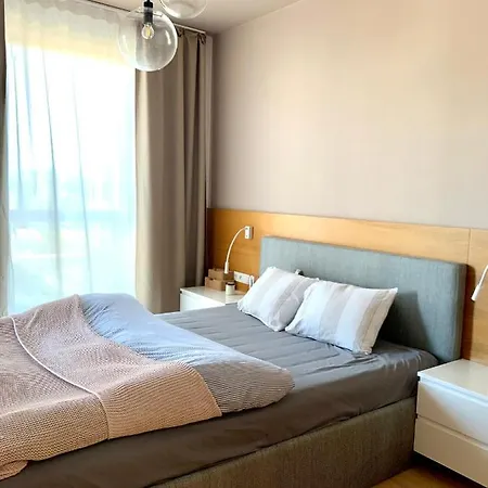 Nadmorski Dwor Hampton Plaza Brzezno 格但斯克
